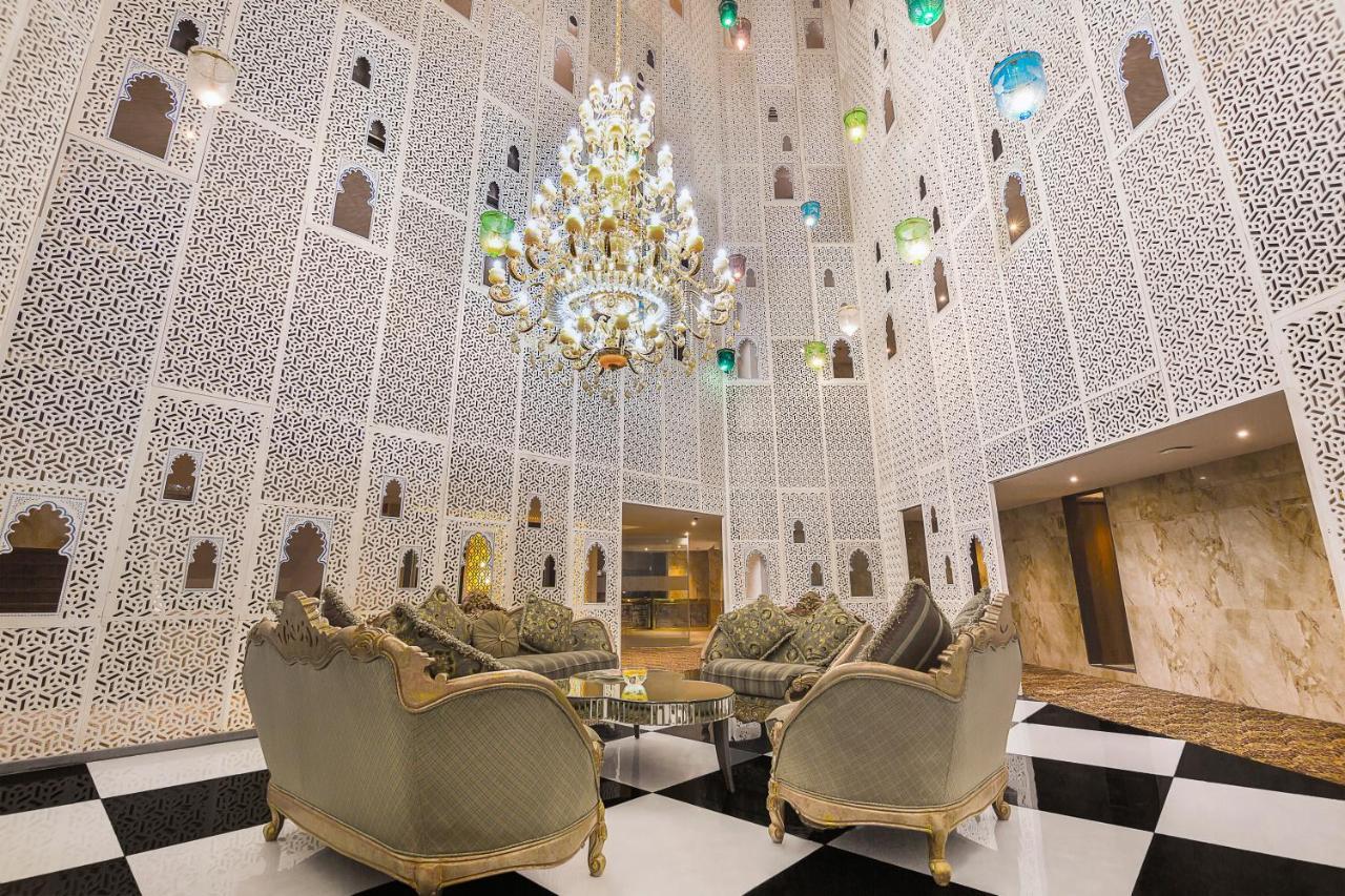מלון Sarovar Portico , אינדורה מראה חיצוני תמונה
